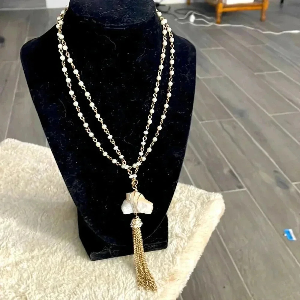 Vintage druzy gold tone whit pearl necklace